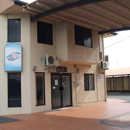 Harbour City Motel แกลดสตัน ภายนอก รูปภาพ