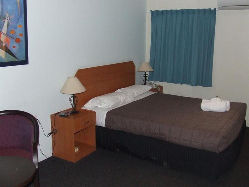 Harbour City Motel แกลดสตัน ภายนอก รูปภาพ